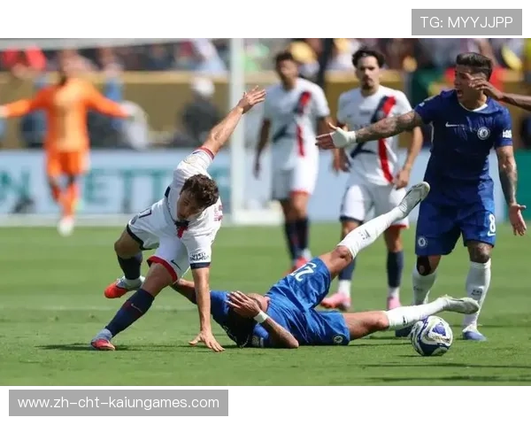 切尔西下一脚直塞令对手防线失衡